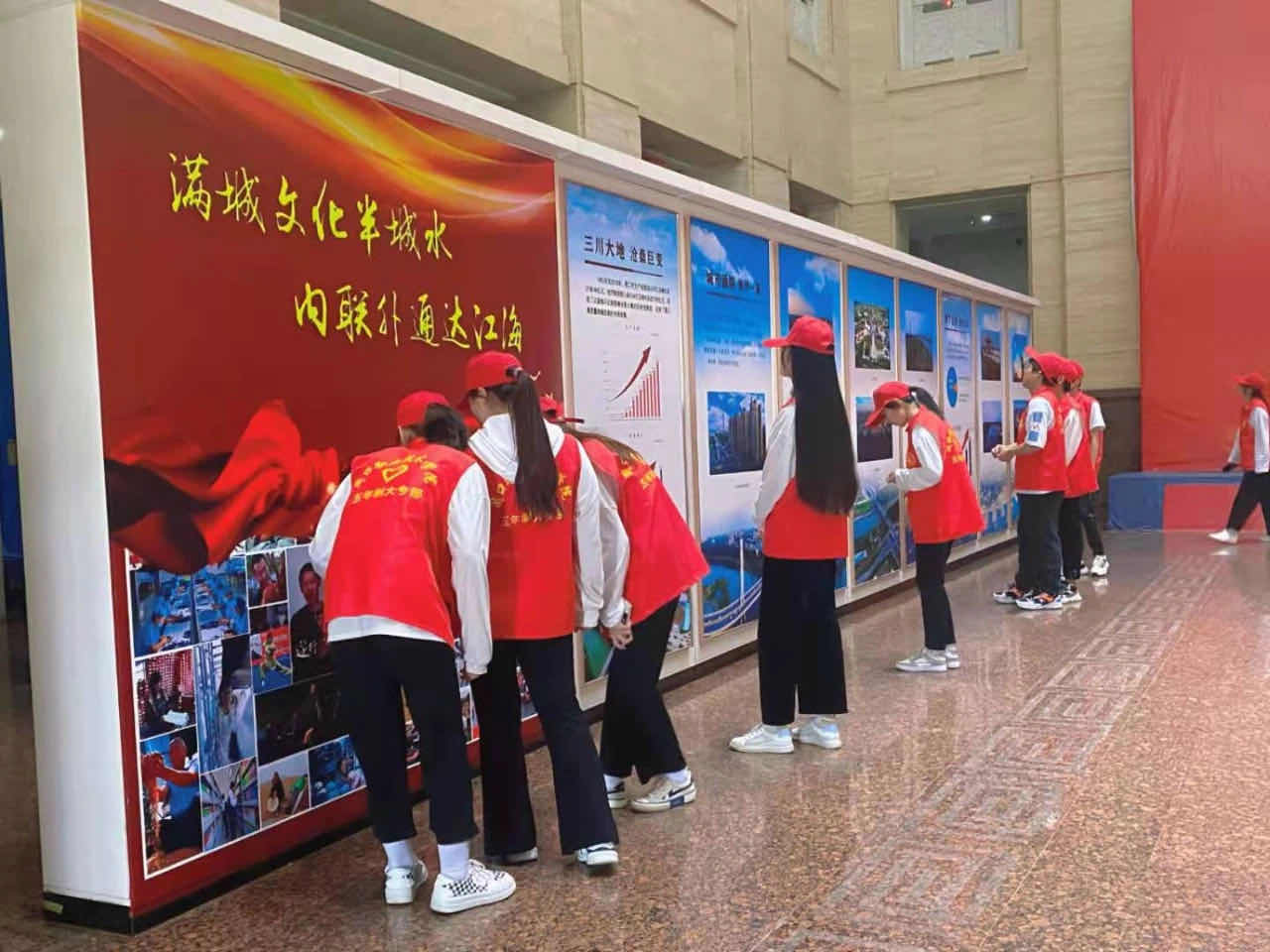 谈球吧app下载