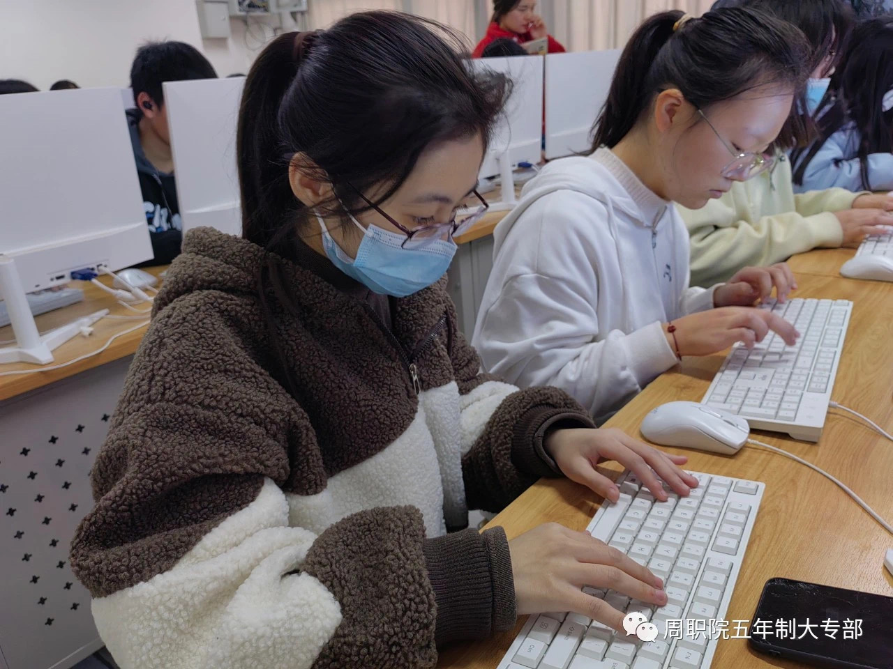 谈球吧app下载