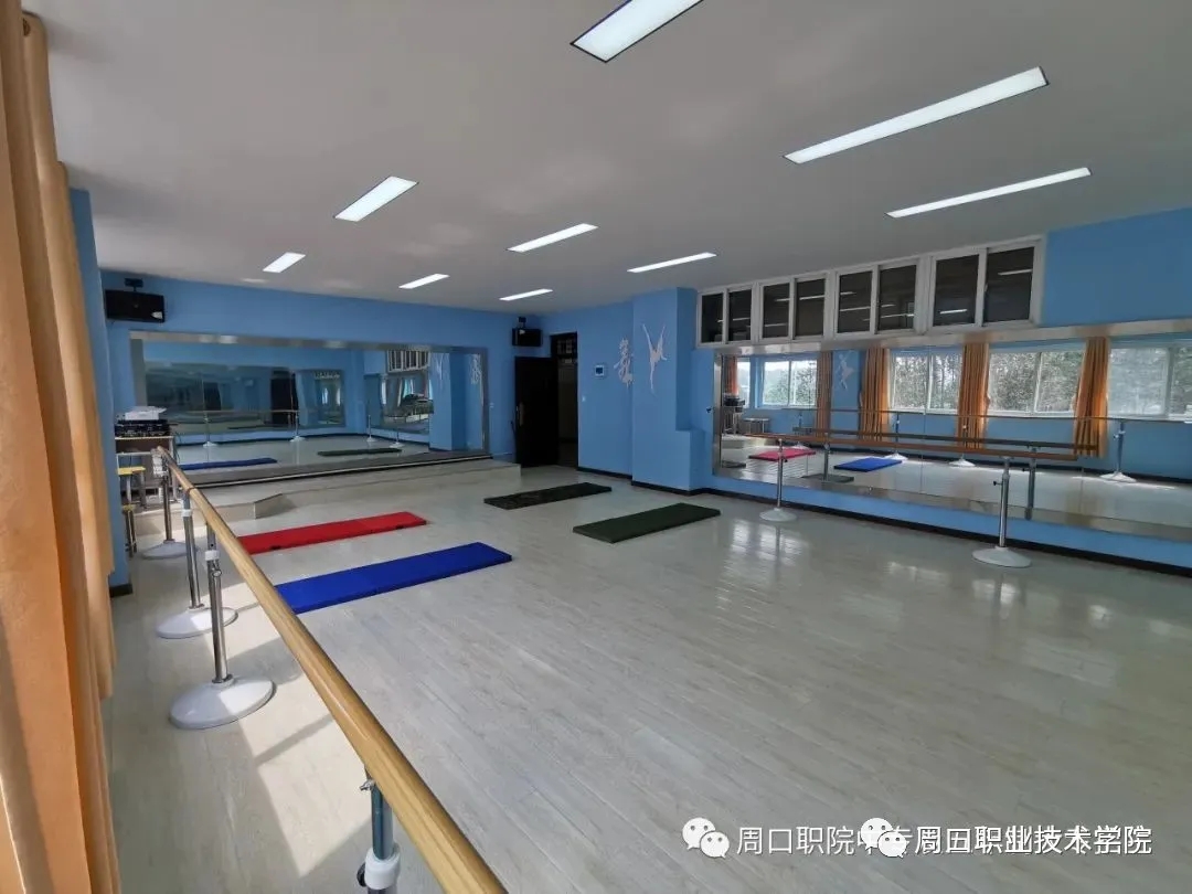 谈球吧app下载