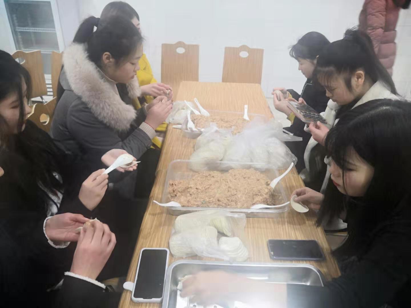 谈球吧app下载