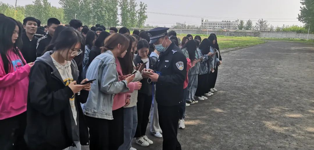 谈球吧app下载