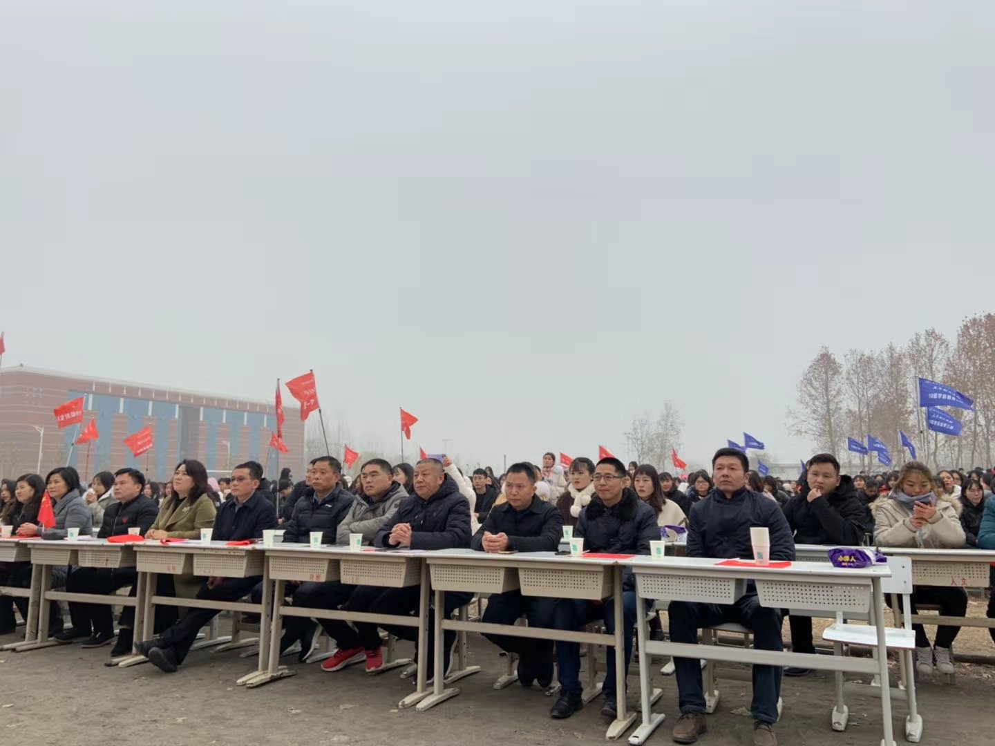 谈球吧app下载
