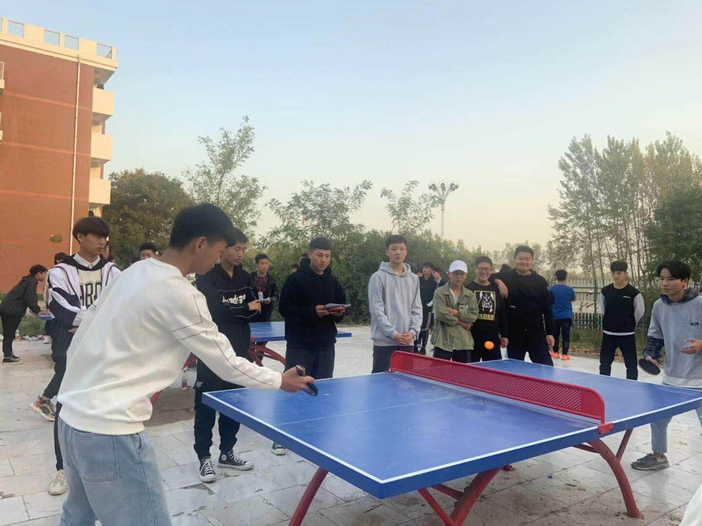 谈球吧app下载