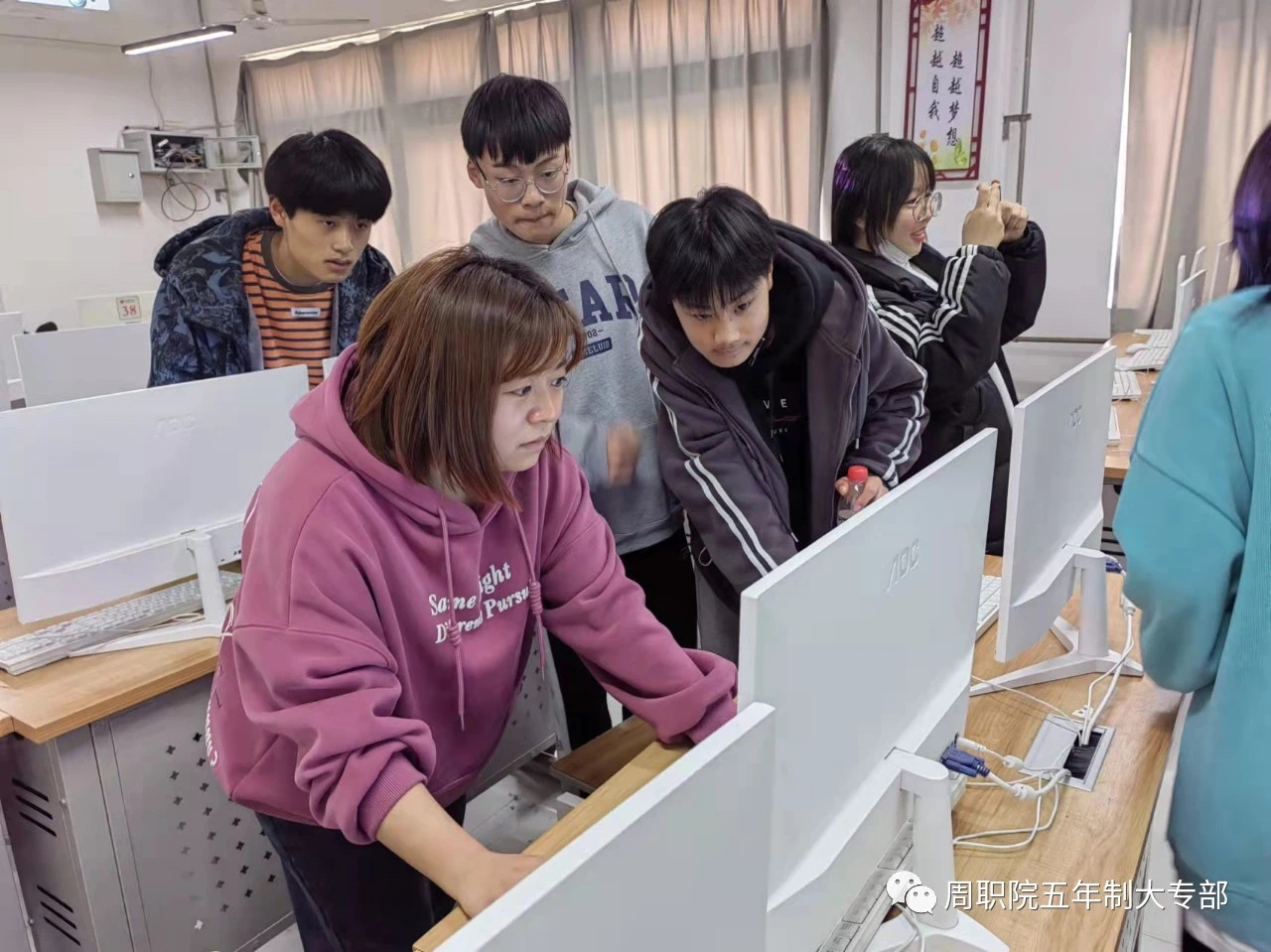 谈球吧app下载